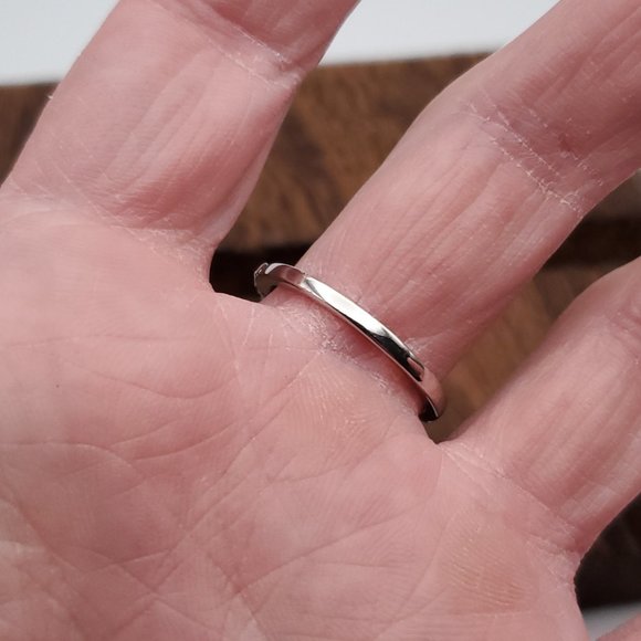 Size 9.5 925 Sterling Silver Cute Pattern Clear Cubic Zirconia Ring - Picture 4 of 8